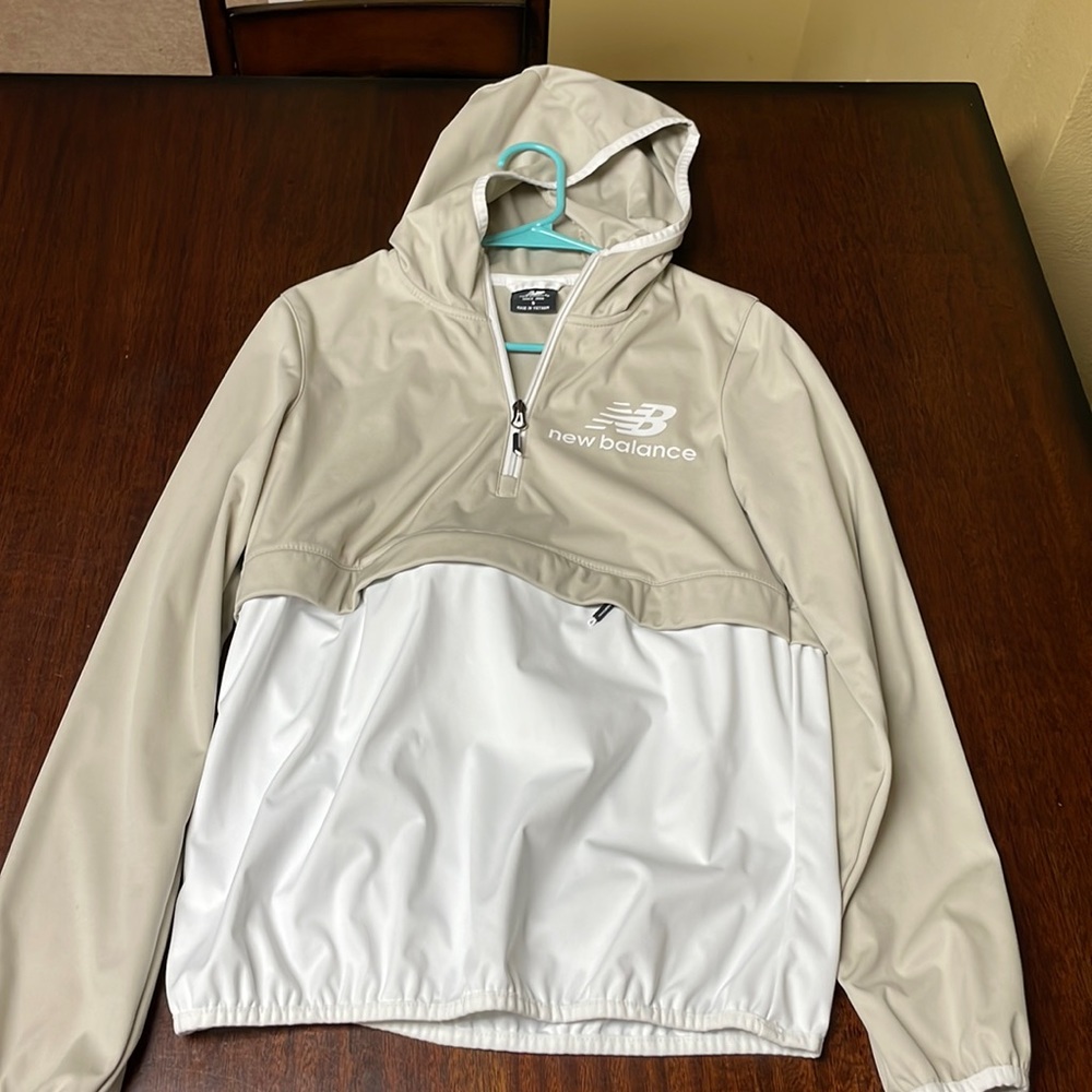 Women’s New Balance pullover